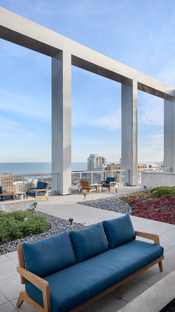 1400 Wabash Apartments Rooftop Deck